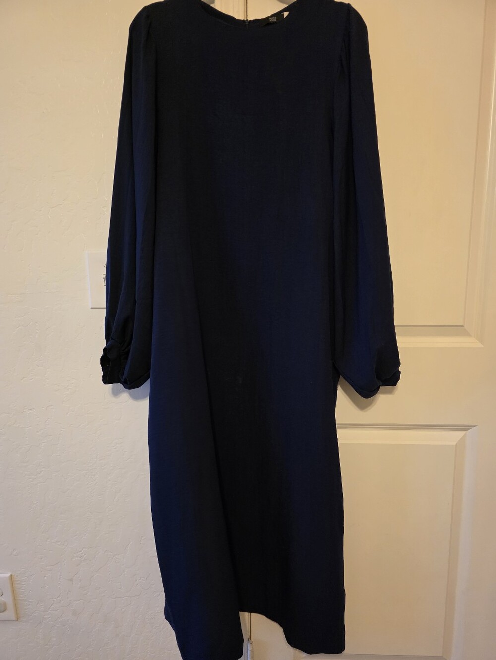 Hijab House Elegant Navy Balloon-Sleeve Maxi Women's Dress Size 8 US - Picture 3 of 6